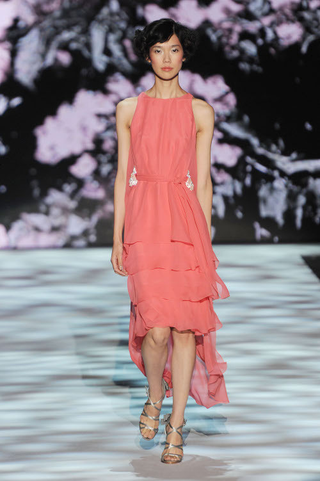 Illustration for article titled Badgley Mischka's Collection Is Perfect...If You're A Society Bride Or YSL Muse, That Is.